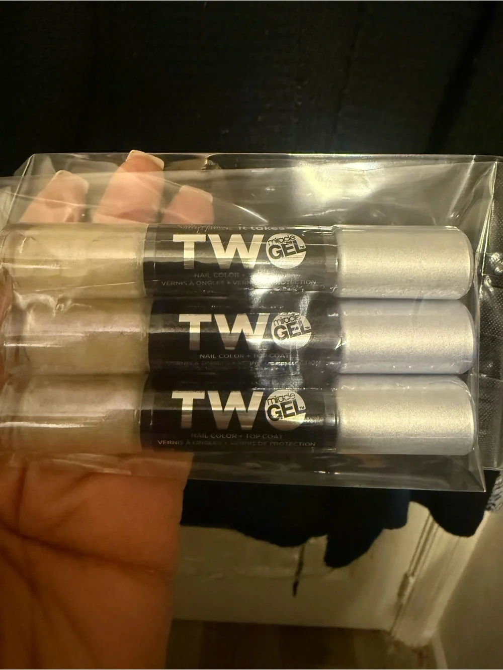 It Takes Two Miracle Gel - White Gel Color + Top Coat